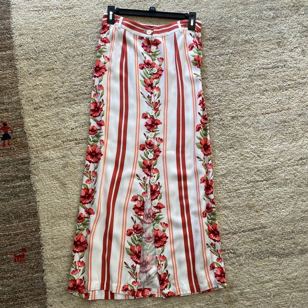 Vintage 1950s floral button-up skirt